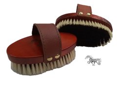 Natuurborstel paard en varkenshaar. hoofdborstel.