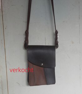 Ewald, cross body 